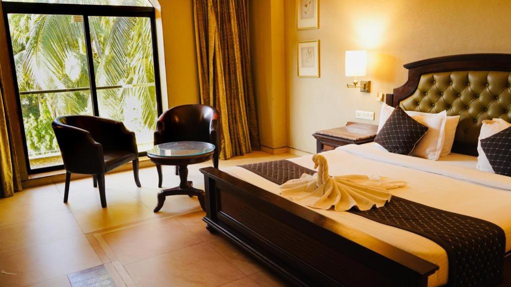 Neelam The Glitz Hotel Калангуте Екстериор снимка