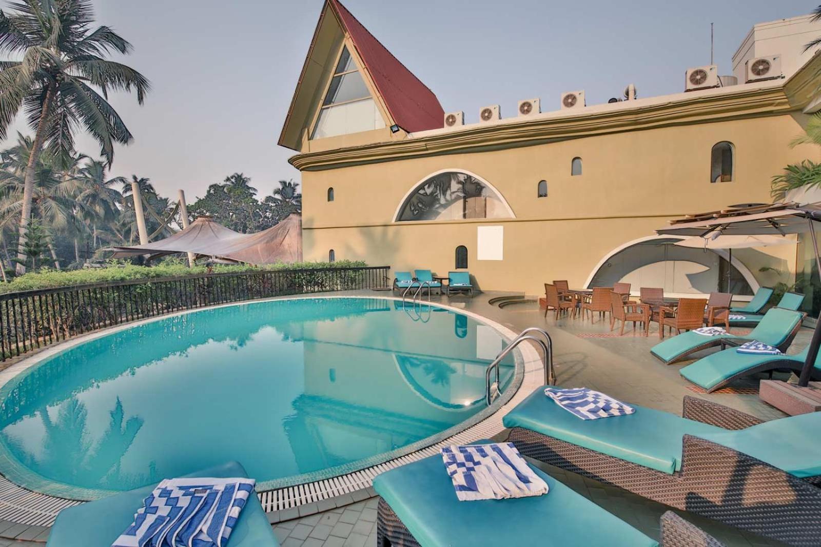 Neelam The Glitz Hotel Калангуте Екстериор снимка