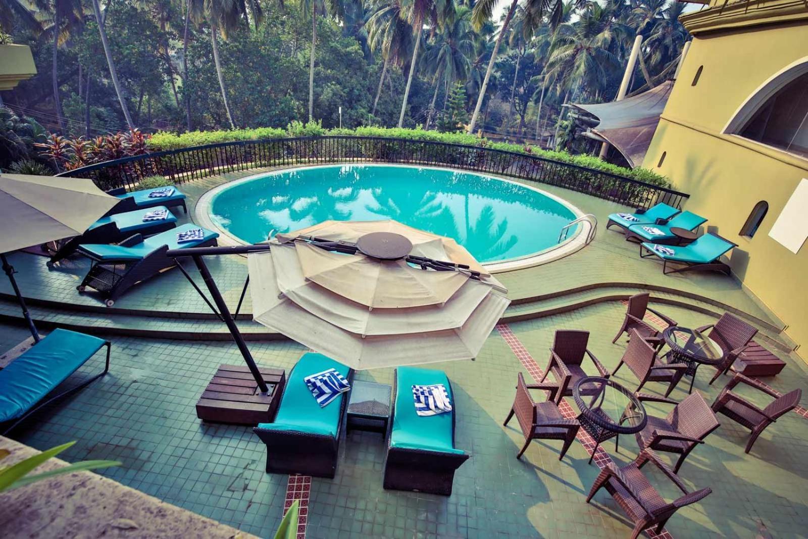 Neelam The Glitz Hotel Калангуте Екстериор снимка