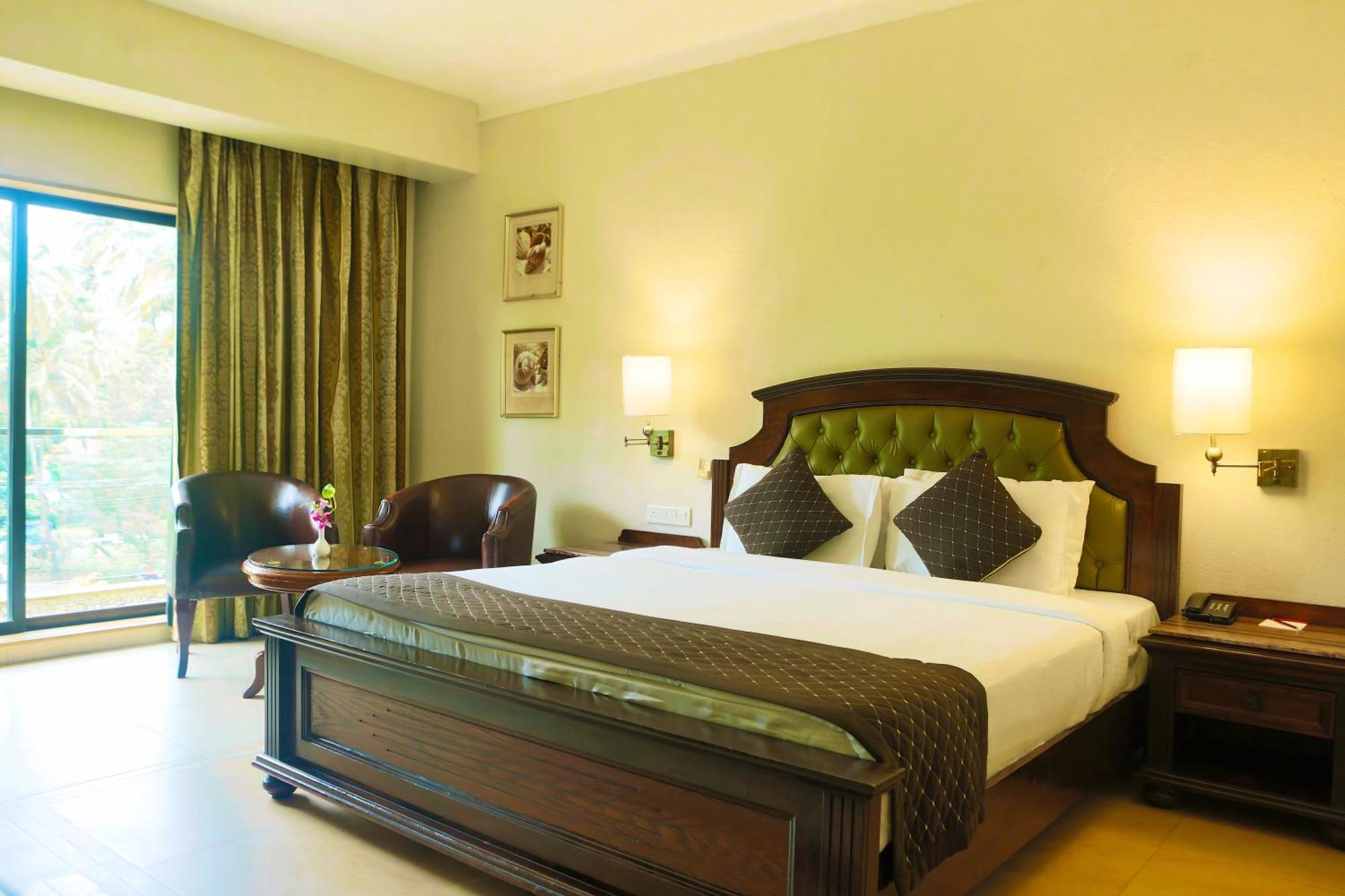 Neelam The Glitz Hotel Калангуте Екстериор снимка
