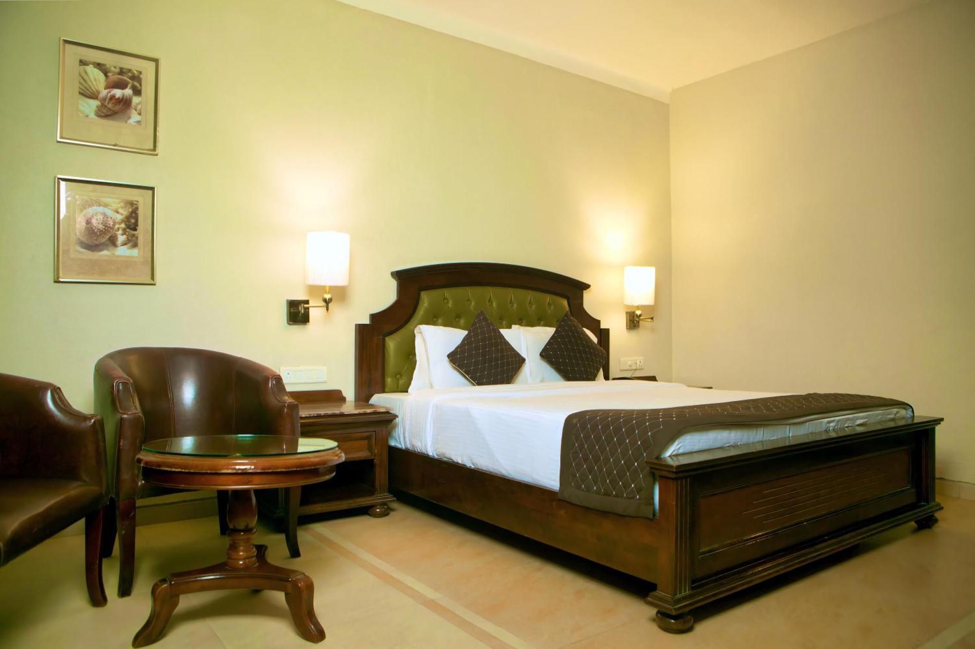 Neelam The Glitz Hotel Калангуте Екстериор снимка